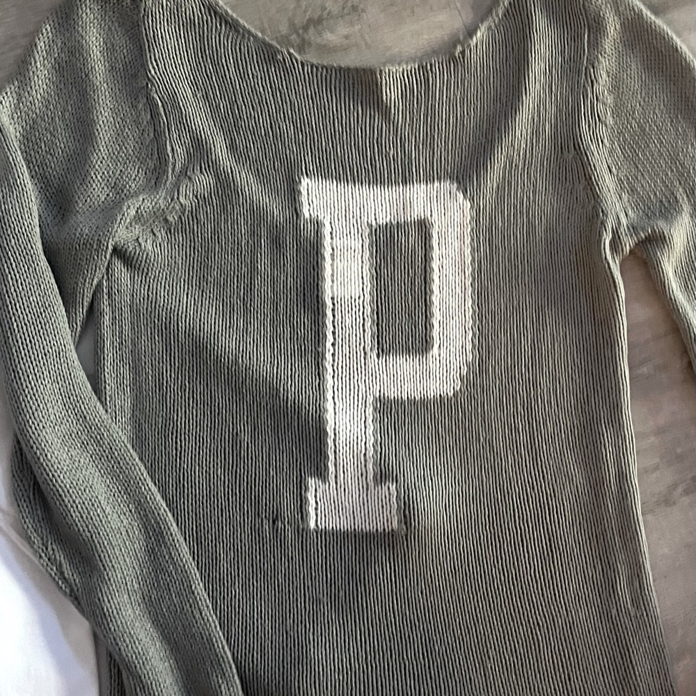 Victoria Secret Summer Sweater  Knit size S - Picture 3 of 10